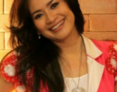 Ikke Nurjanah diacara LEGENDA DANGDUT